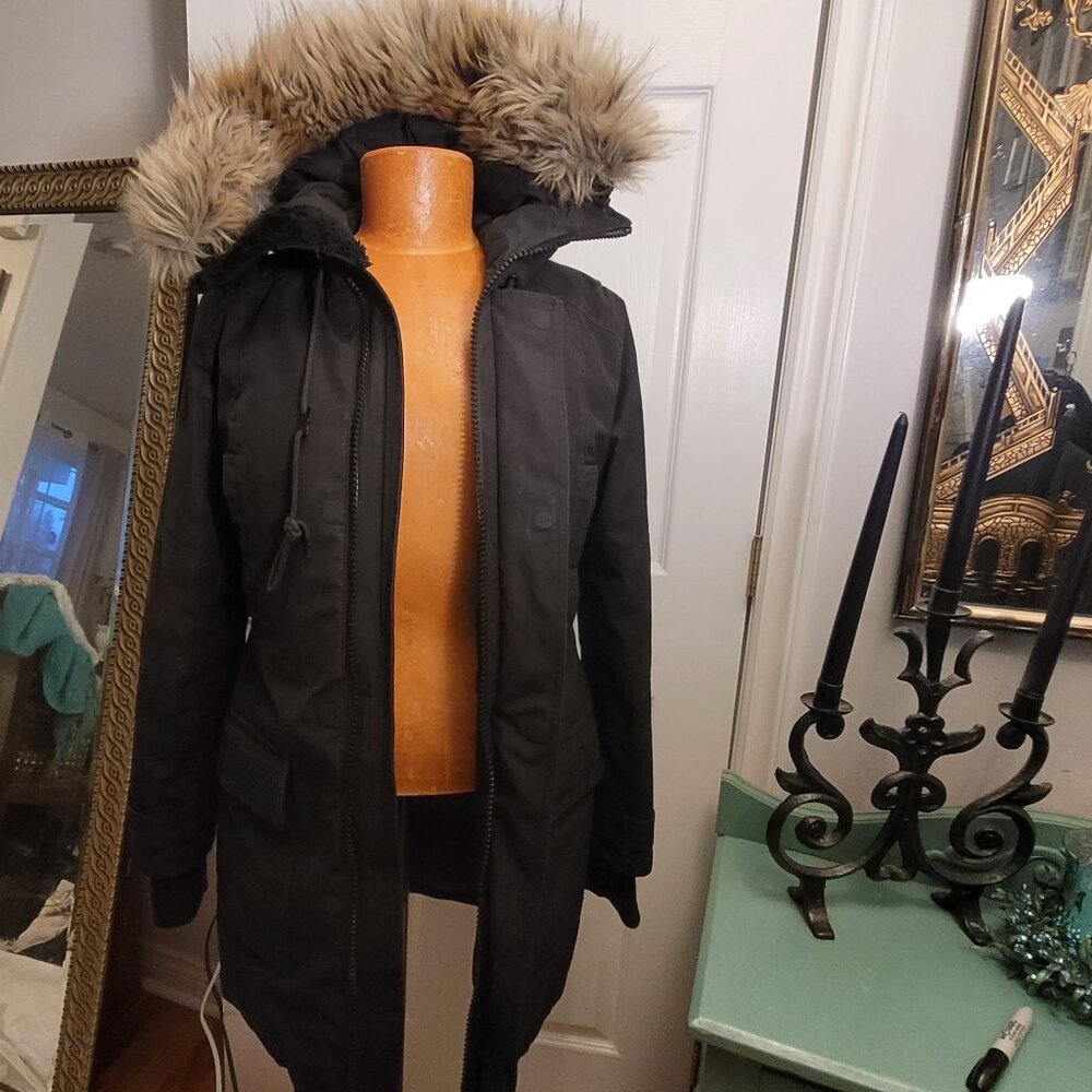 Aritzia TNA The Bancroft Parka EUC! - Picture 6 of 10